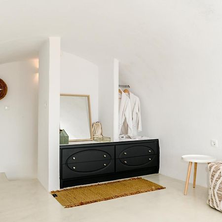 Bed and Breakfast White Curves Santorini Akrotírion Exterior foto